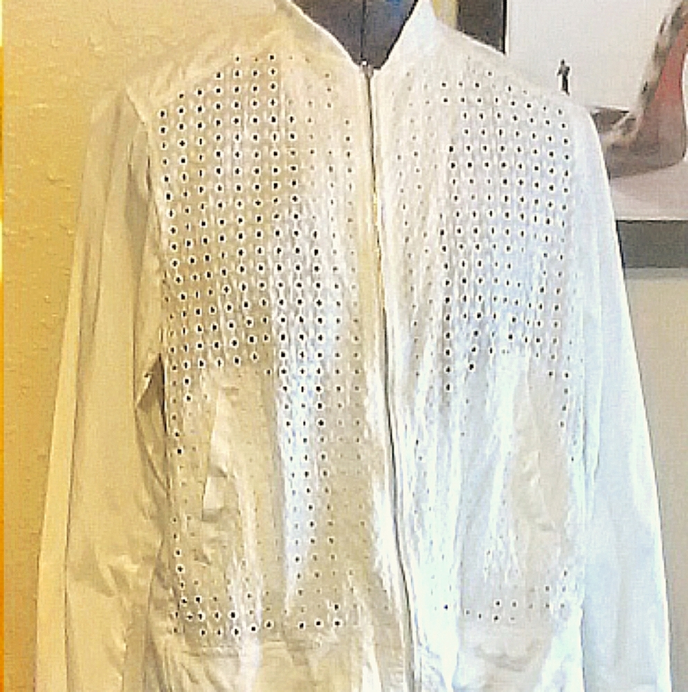 White zip up Embroidered Mandarin collar jacket